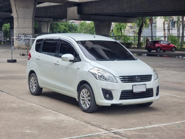 Suzuki Ertiga 1.4GL เกียร์ออโต้ ปี 2014 สีขาว