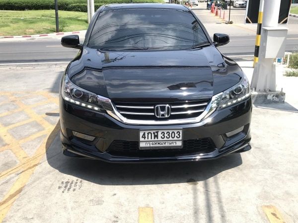 Honda ACCORD 2.0 EL i-VTEC รถบ้าน ประกันชั้น1 เช็คศูนย์ตลอด รูปที่ 0