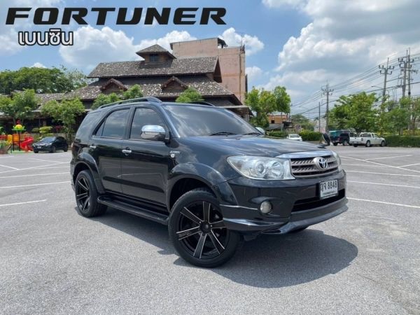 ปี 2011 TOYOTA FORTUNER 2.7 V เบนซิน A/T (ญจ 8848 กทม)