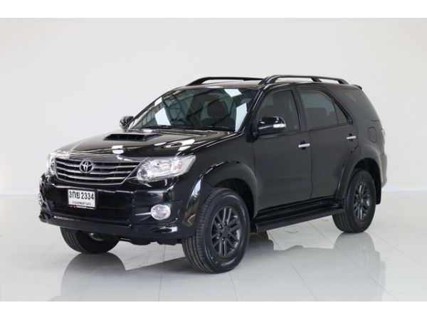 Toyota Fortuner 2.5 V Midnight ปี 2014 สีดำ เกียร์อัตโนมัติ เครื่องยนต์ดีเซล