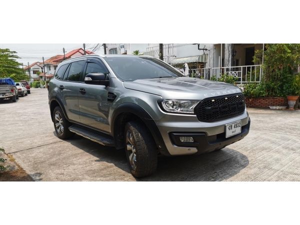 2017 FORD EVEREST 2.2 TITANIUM PLUS 2 WD สีเทา รถมือเดียว รับประกันไม่มีชนหนัก ราคาเพียง 755,000 ฿ เท่านั้น