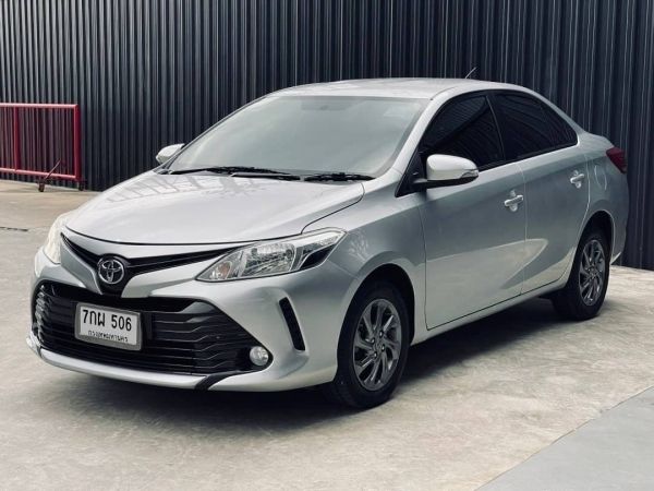 NEW TOYOTA VIOS 1.5 E เกียร์ ออโต้ สีเทา ปี 2018 รูปที่ 0