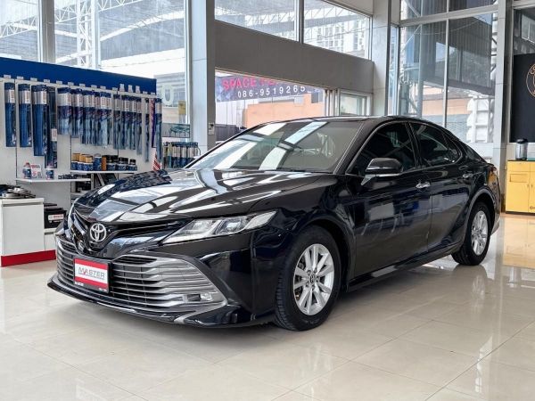 TOYOTA CAMRY 2.0G NEW เกียร์AT ปี19