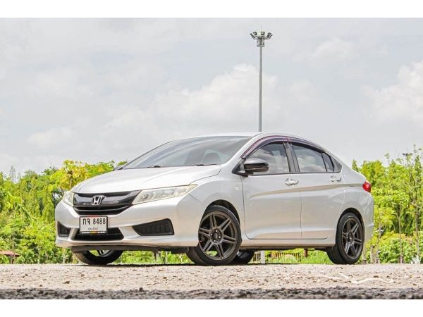 Honda City 1.5V Plus เกียร์ออโต้ ปี2015 สีบร์อนเงิน