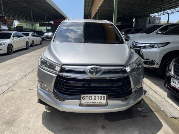 ปี2017 TOYOTA INNOVA CRYSTA 2.8 V AT