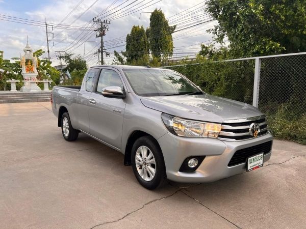 2015 TOYOTA REVO 2.4E MT