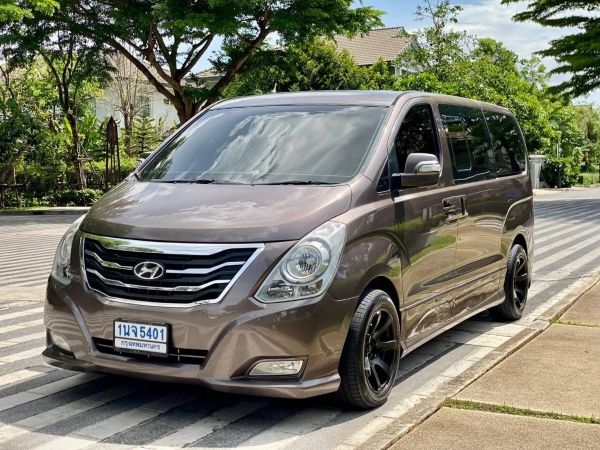 รถบ้านสวยมือเดียว Hyundai H1 Elite 2016