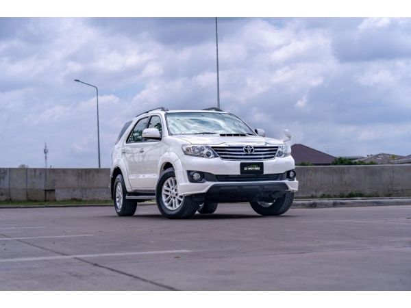 Toyota Fortuner 3.0V 2WD ปี 2013