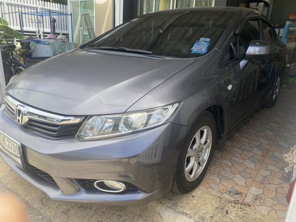 2013 Honda CIVIC 1.8 S i-VTEC รถเก๋ง 4 ประตู รถบ้านมือเดียว