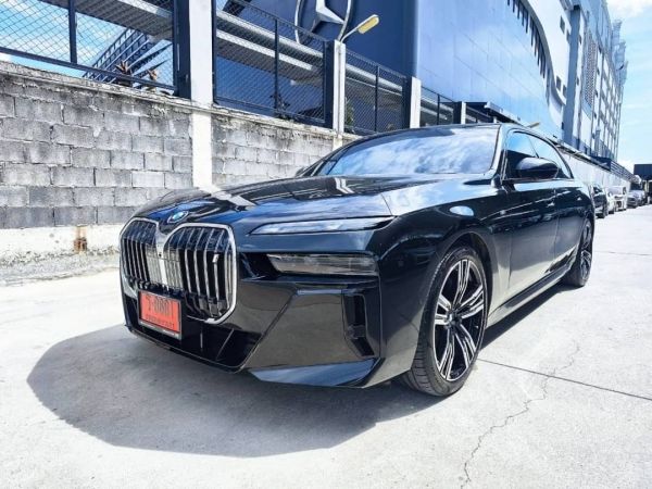 2023 BMW i7  xDrive 60 M Sport First Edition