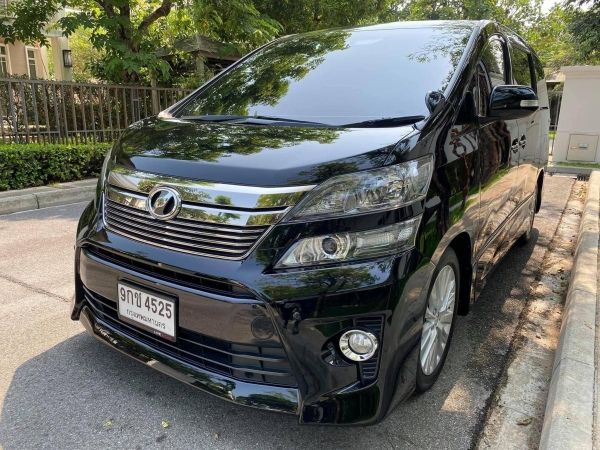 รถบ้าน รถตู้ยอดนิยม   Toyota Vellfire 2.4 zg edition (ตัวท๊อป) 2013