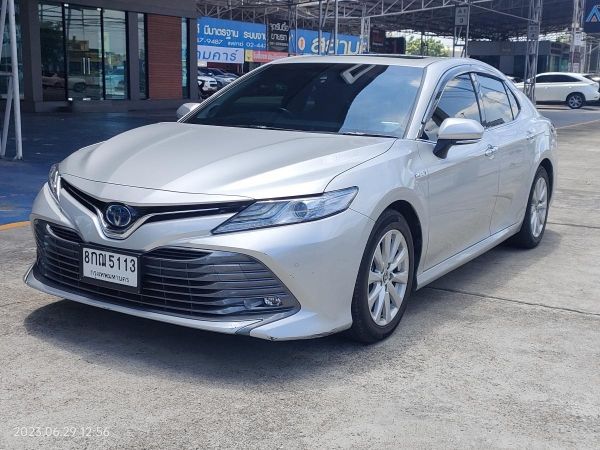 2019 TOYOAT CAMRY 2.5 HV PREMIUM auto  ไมล์ 42,000 กม.