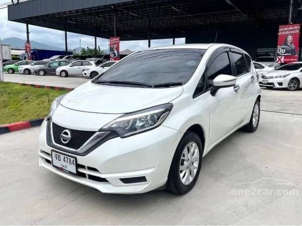 Nissan Note 1.2 V Hatchback A/T ปี 2019