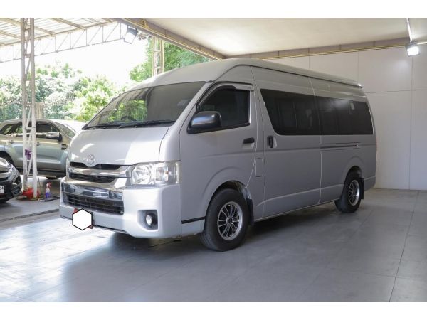 ปี2017 TOYOTA COMMUTER 3.0 GL MT