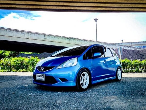 HONDA Jazz (GE) 1.5 SV  TOPสุด 2010 รถบ้านใช้น้อย รูปที่ 0