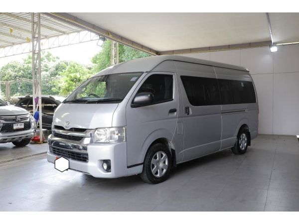 ปี2018 TOYOTA COMMUTER 3.0 GL AT  รถตู้