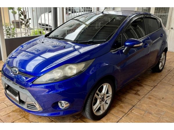 ขายรถ Ford fiesta 1.5 ปี 2013 ไมล์ 80000 นิดๆ ขับมือเดียว เจ้าของขายเอง