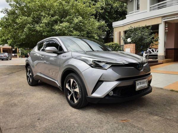 เจ้าของขายเอง รถใช้มือเดียว Toyota C-HR Hybrid Hv Hi ปี 2019 รูปที่ 0