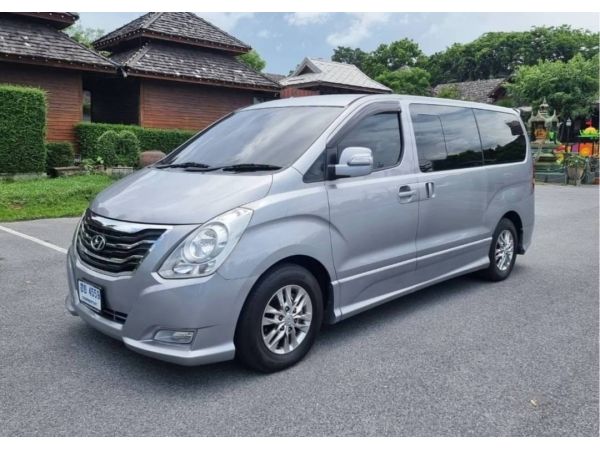 ปี2014 HYUNDAI H1 2.5 DELUXE A/T ดีเซล (ฮย4559กทม)