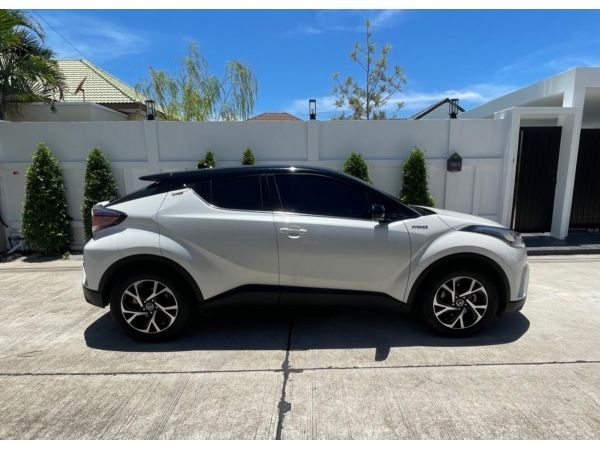 ขาย Toyota CHR HV-Hi  รุ่นท็อปสุด ปี2019 รถสวยไมล์น้อย