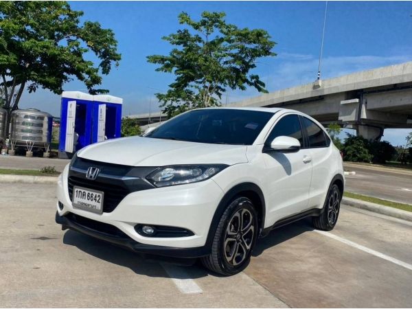 HONDA HR-V 1.8E ปี 2016 สภาพสวย