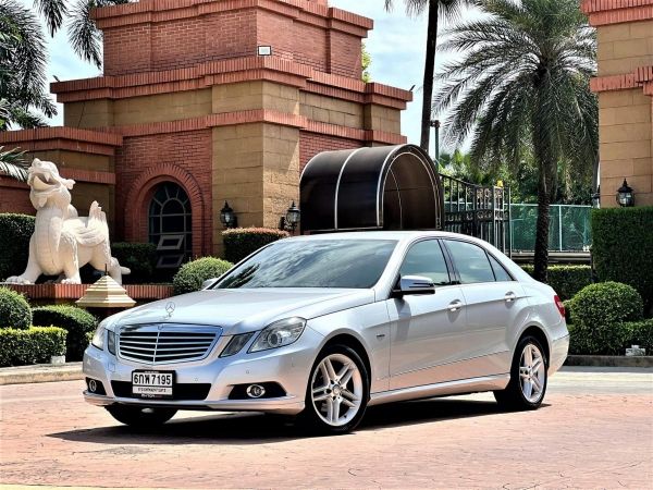 2011 Mercedes-Benz E200 CGI 1.8 ELEGANCE ใช้งาน 116,000 km.