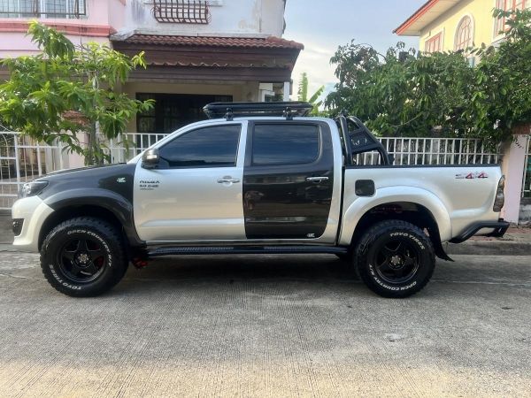 TOYOTA HILUX VIGO CHAMP 2013