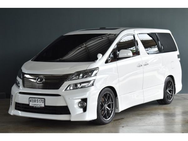 Toyota Vellfire 2013 ไมล์ 15xxxx รถครอบครัวที่ต้องมีติดบ้านไว้สักคัน