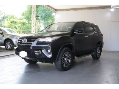 ปี 2019 TOYOTA FORTUNER 2.8 V AT  ราคา 999,000  บาท โทร 0918165592 เซลล์ขาย