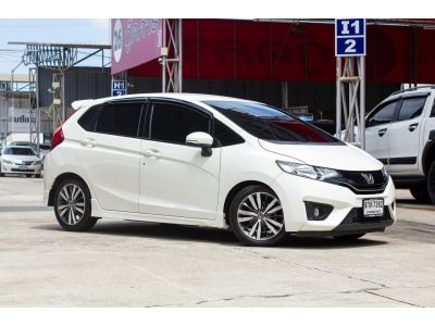 Honda Jazz 1.5SV Top ปี 2016 รถสวยประวัติดี