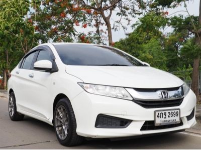 HONDA CITY 1.5V เกียร์ออโต้ สีขาว MY2015