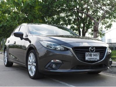 MAZDA3 2.0S Sport เกียร์ออโต้ สีน้ำตาล MY2014