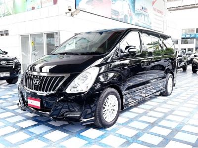 HYUNDAI GRAND STAREX 2.5 VIP เกียร์AT ปี18