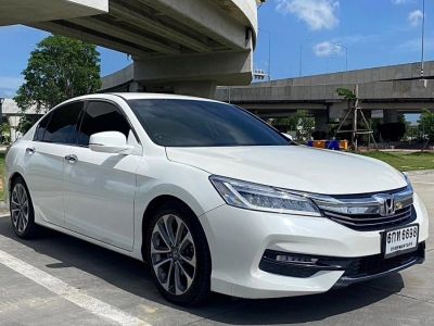 HONDA ACCORD 2.0 EL (MNC) ปี 2017 วิ่ง 259,xxx km.