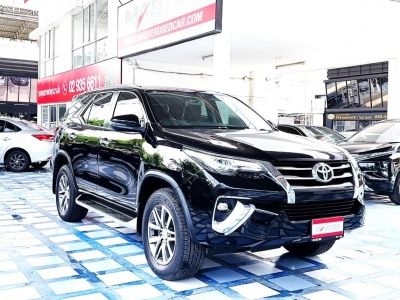 TOYOTA FORTUNER 2.4V 4WD เกียร์AT ปี18 รูปที่ 0