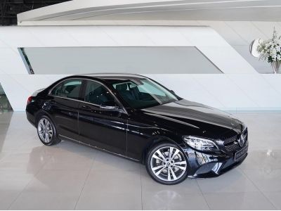 MERCEDES-BENZ C220d Avantgarde Facelift ปี 2018 ไมล์ 33,xxx Km รูปที่ 0