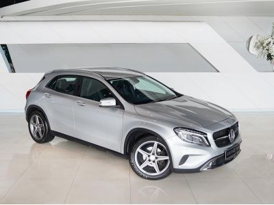 MERCEDES-BENZ GLA200 Urban ปี 2014 ไมล์ 48,xxx Km