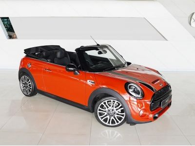 Mini Cooper S Cabrio RHD ปี 2018 ไมล์ 26,xxx Km