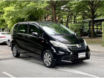 HONDA FREED 1.5 SE   ปี 2013