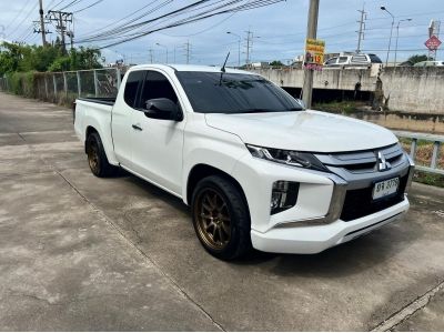 2022 Mitsubishi Triton 2.5 MT