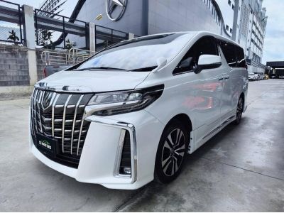 2022 TOYOTA ALPHARD 2.5 SC PACKAGE สีขาว เกียร์ออโต้  วิ่งเพียง 29,XXX KM