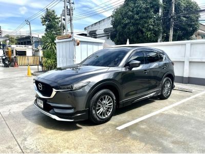 ต้องการขายรถ mazda cx5 2017 สภาพสวย ใช้งานมือเดียว สีเทา