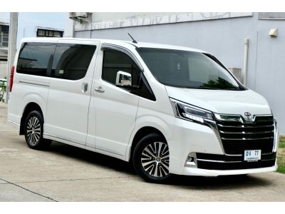 toyota Majesty 2.8 Premium 6AT ปี 2020 ฟรีดาวน์