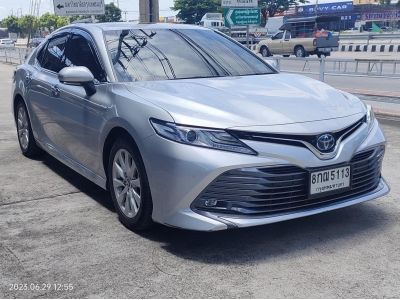 2019 TOYOTA CAMRY 2.5HV PREMIUM NAVI auto ท็อปสุด ไมล์แท้ 45,xxx กม. สีเดิม