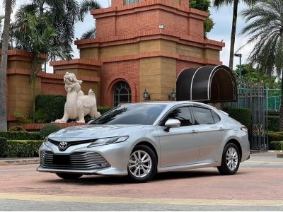 2020 TOYOTA CAMRY 2.0 G ใช้งาน 25,000 km.