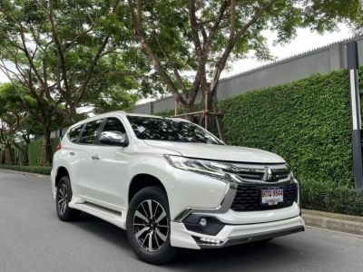 2015 MITSUBISHI Pajero 2.4 GT Premium  NAVI ขับ 4 WD