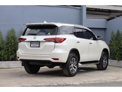 toyota fortuner 2.4 v ไมล์แท้ 110,000 auto ฟรีดาวน์