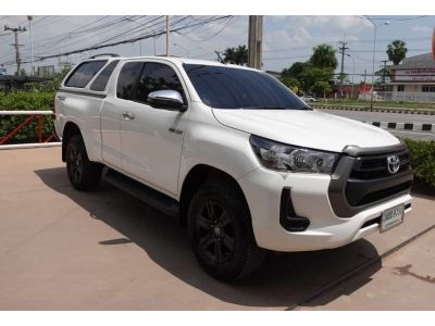 Toyota HILUX REVO 2.4Smartcab Pre A/T ปี 2021