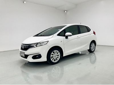 ปี 2020 HONDA JAZZ 1.5 V CC. สี ขาว เกียร์ Auto