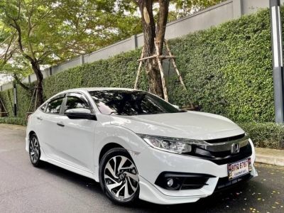 Honda civic fc 1.8 EL ปี 2017 สีขาว รูปที่ 0